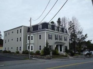 103 School St, Lowell, MA 01854