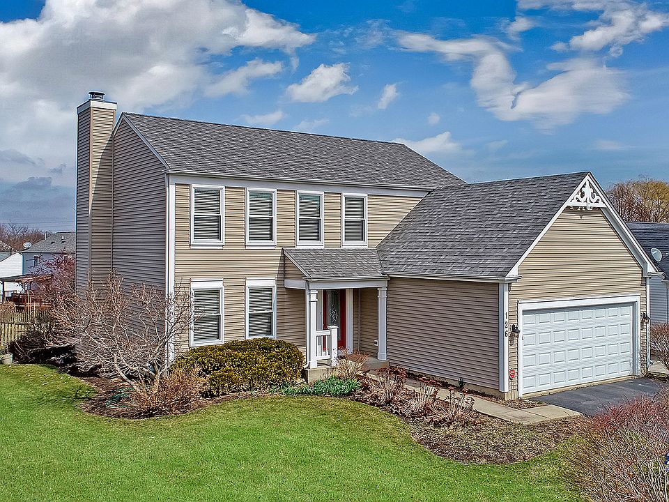 1st image of 126 Oakton Ln