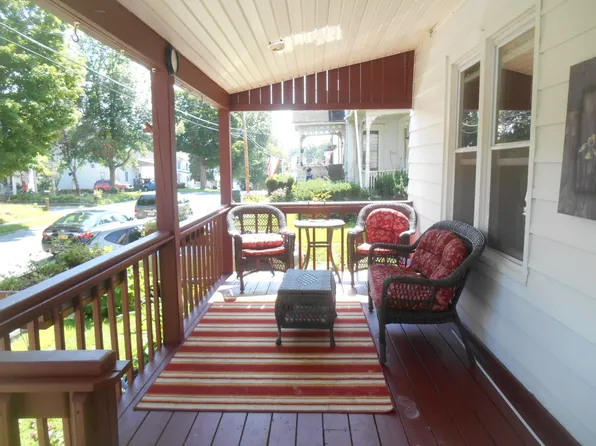 42 George St, Massena, NY 13662