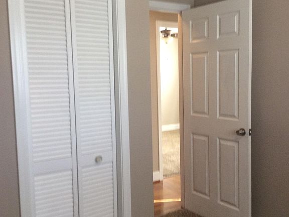 4th image of 1148 Woody Ln