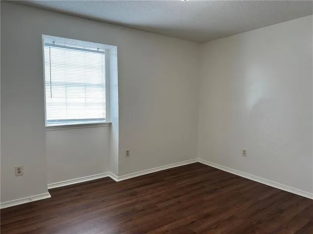 59 Carriage Ln #B — Photo 15