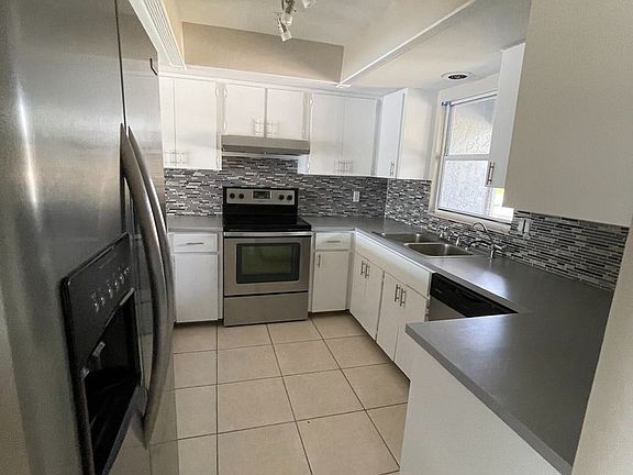 5th image of 1156 SW 43rd St APT A