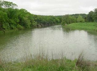 532 Town Creek Rd, Kerrville, TX 78028