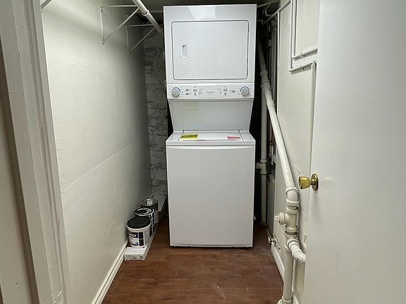 3rd image of 845 E 800 S