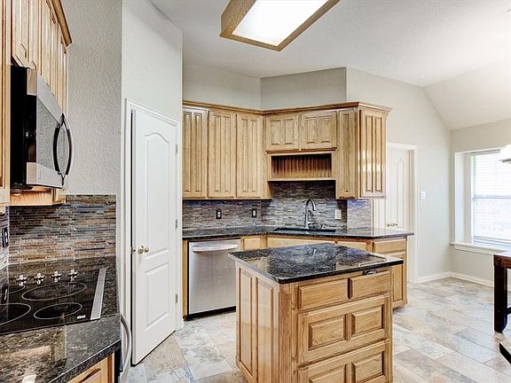 2nd image of 5533 Greenview Ct