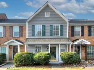 8268 Golf Ridge Dr, Charlotte, NC 28277