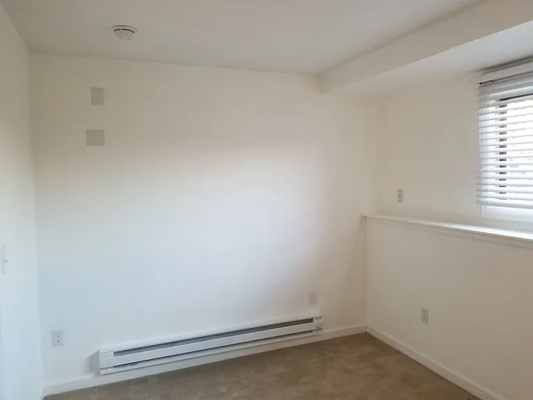2836 Troxell Ave — Photo 39