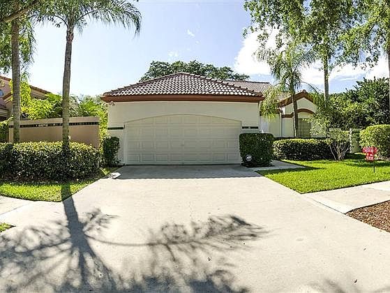 2nd image of 1541 Harbour Side Dr
