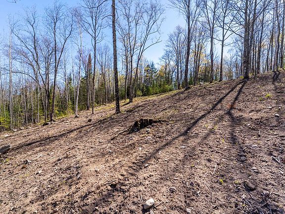 5th image of Northview Dr