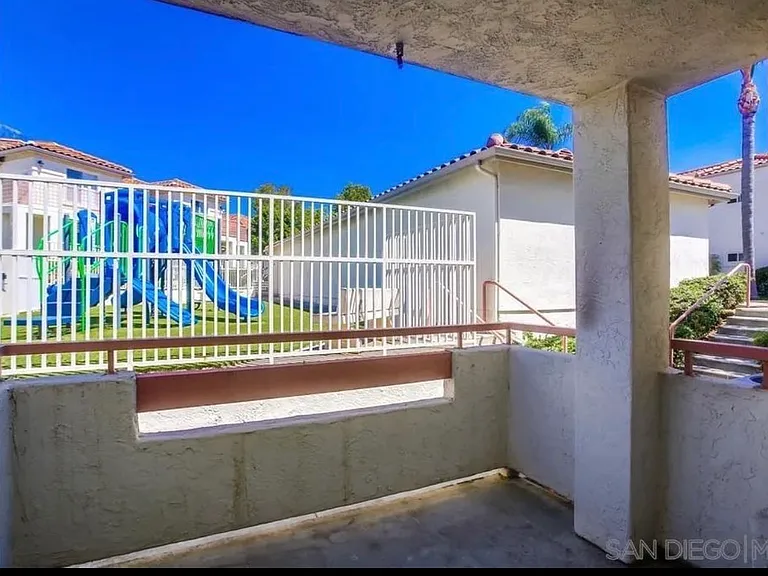 450 Stoney Point Way — Photo 26