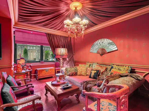 58 West 58th Street image 14 of 24