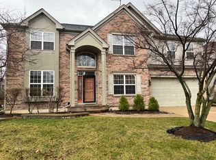 2050 Rockland Dr, Aurora, IL 60503