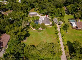 2715 Little Rd, Valrico, FL 33596