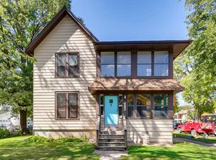 1052 S River Rd, Des Plaines, IL 60016