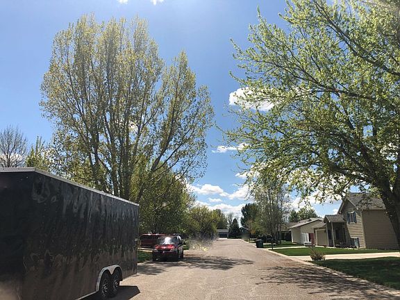 5th image of 571 Chinook Pl