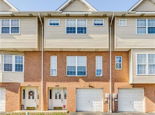 204 Wingate Dr, Pittsburgh, PA