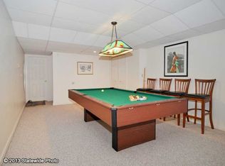 33 Island View Dr, Warwick, RI 02886