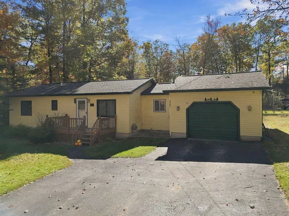 327 Boucher St, Roscommon, MI 48653