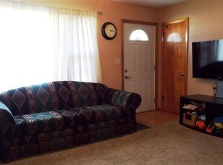 307 1st St, Washburn, IA 50702