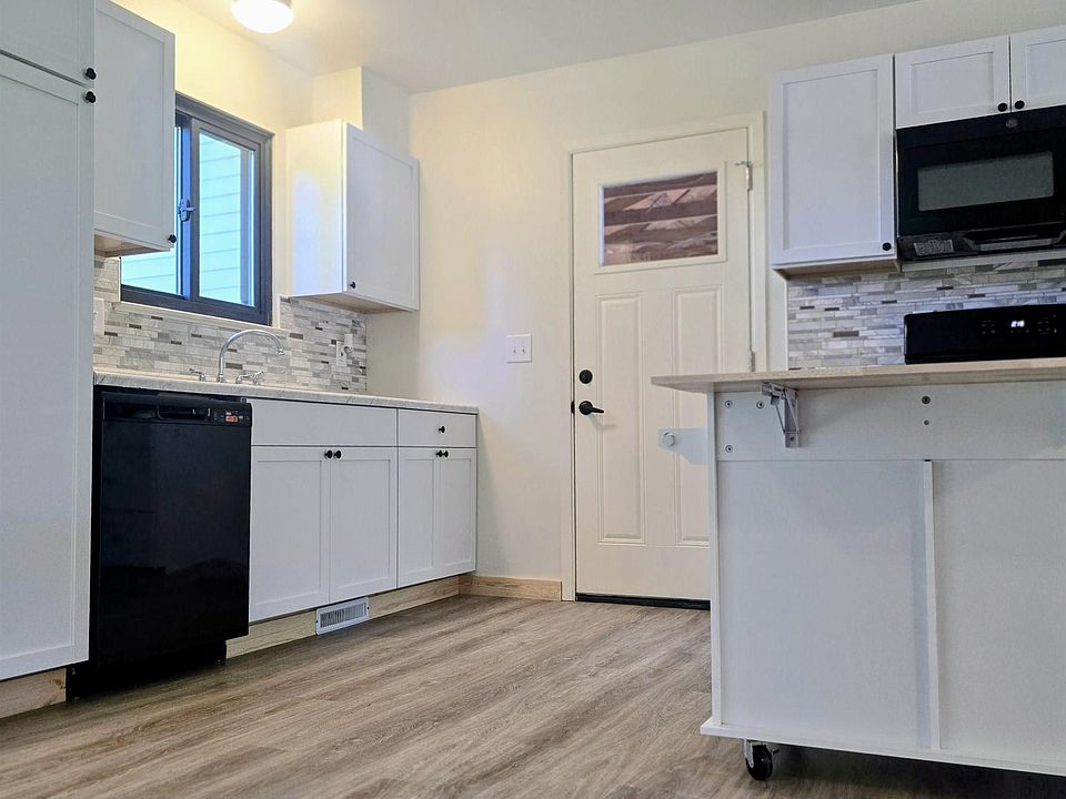 4149 Howarth Ter, photo 5