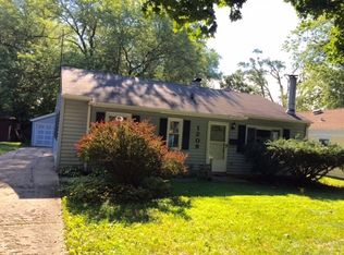 1209 Fischer St, Wheaton, IL 60189