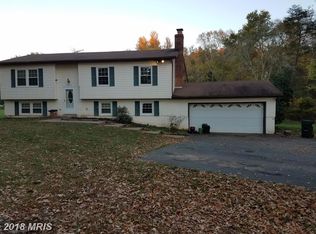 9050 Westchester Dr, Manassas, VA 20112