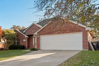 3308 Anysa Ln — Photo 11