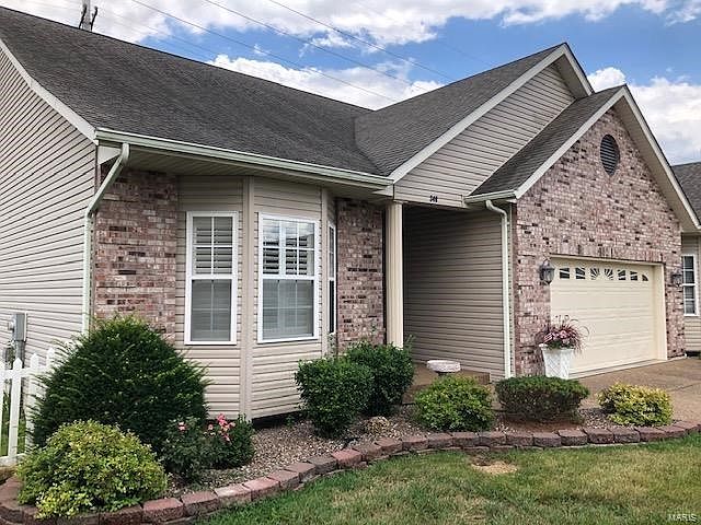 2nd image of 340 Royal Bluff Ct