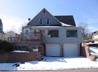 1064 Heights St, Niagara, WI 54151