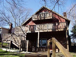 2nd image of 35 Maple Lk