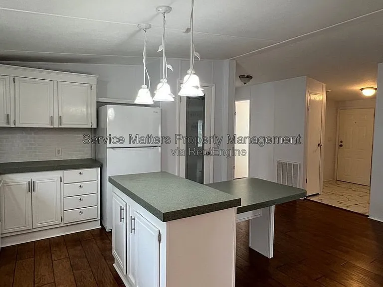 8006 Malone Rd — Photo 12