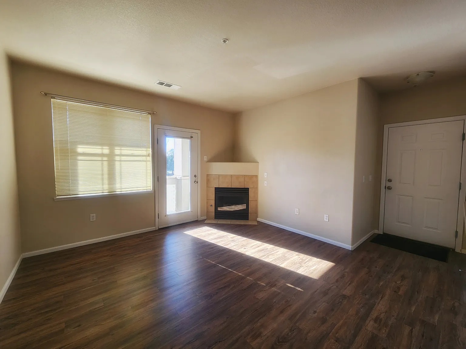 8133 West 51st Place - #204 — Photo 3