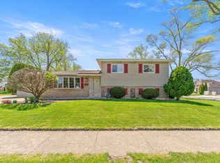 229 Illinois St, Park Forest, IL 60466
