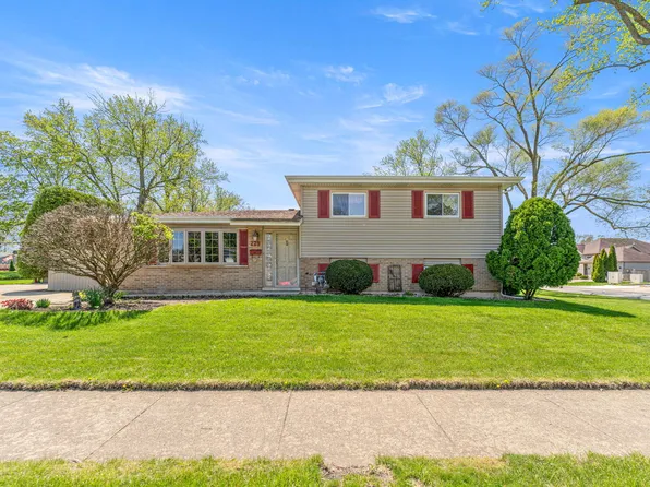 229 Illinois St, Park Forest, IL 60466