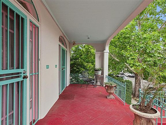 3rd image of 2320-22 Chartres St