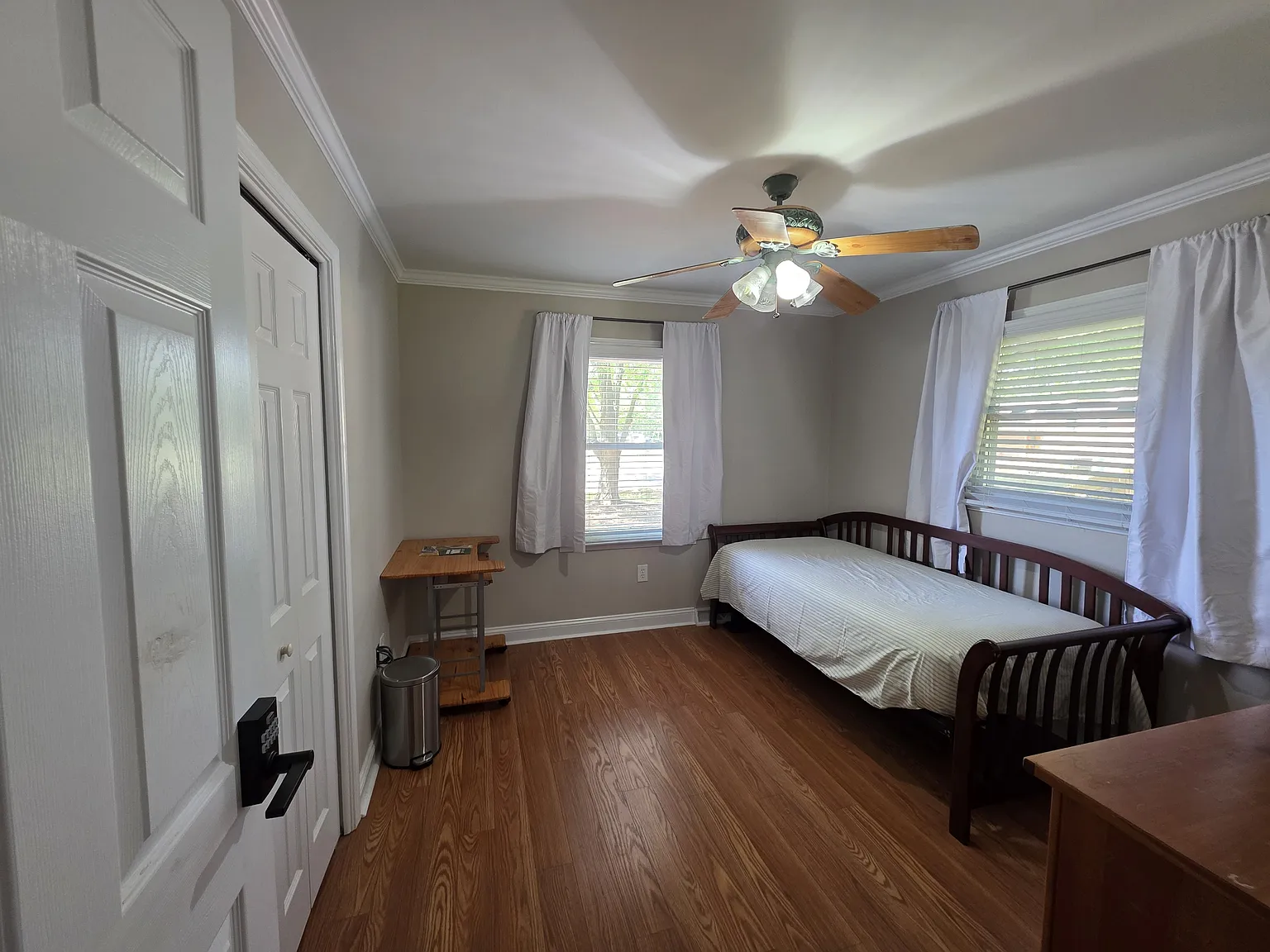 Hudson Dr, Harrisburg — Photo 1