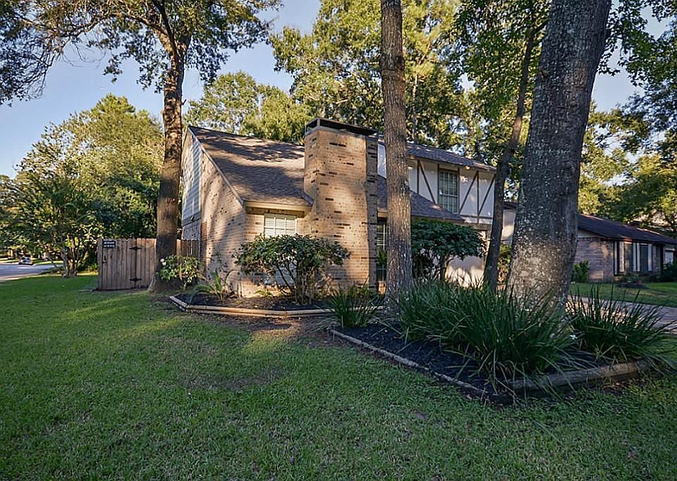 1st image of 2903 Valley Rose Dr