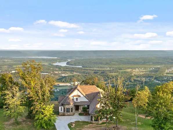 295 Sunrise Cir, Jasper, TN 37347