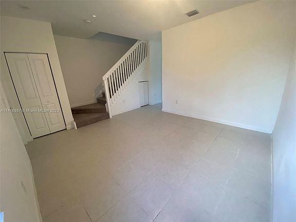 2nd image of 947 NE 211th St