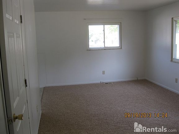 3rd image of 125 Brunswick Dr