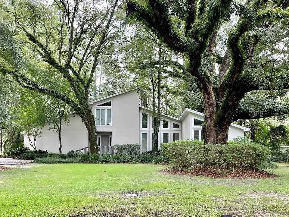 1st image of 3321 Plantation Dr