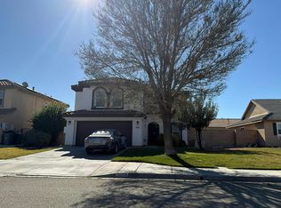 3058 E Norberry St, Lancaster, CA 93535