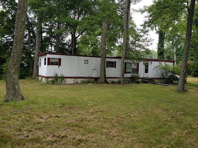 1st image of 182 Robert E Lee Dr