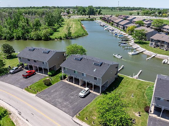 3rd image of 6256 N Harris Harbor Dr