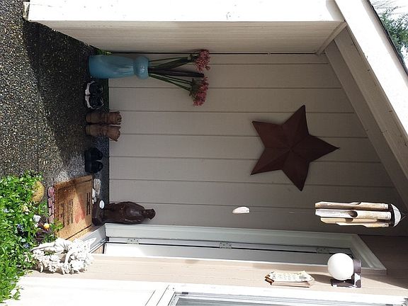 2nd image of 2300 9th Avenue SW