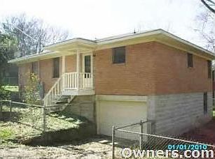 5th image of 400 Woodlawn Ave