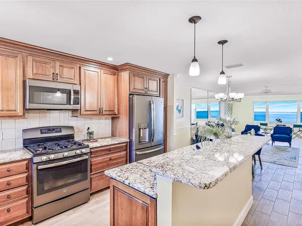 7 Dunoon Pl APT 306, Dunedin, FL 34698