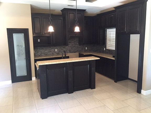 2nd image of 3200 Crimson Ave