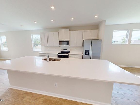 4th image of 2754 BEAUTYBERRY Lane