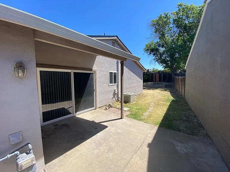 4013 Andedon Cir — Photo 20